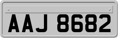 AAJ8682