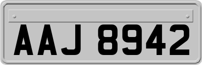 AAJ8942