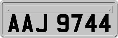 AAJ9744