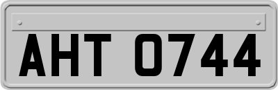 AHT0744