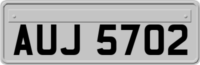 AUJ5702