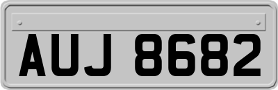 AUJ8682