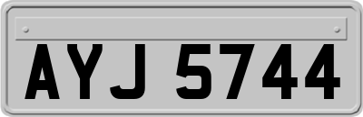 AYJ5744