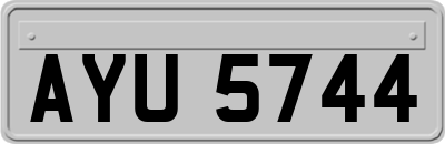 AYU5744