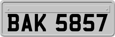 BAK5857