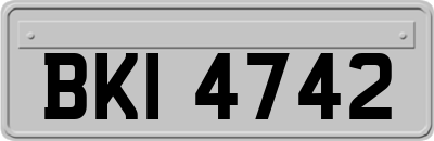 BKI4742