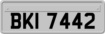 BKI7442