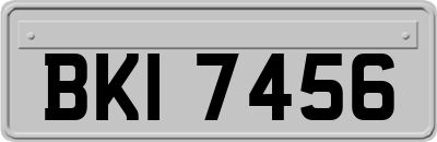 BKI7456