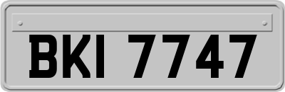 BKI7747