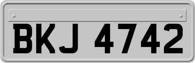 BKJ4742