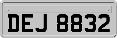 DEJ8832