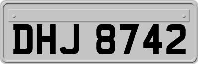 DHJ8742