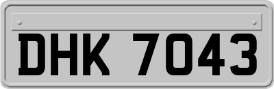 DHK7043