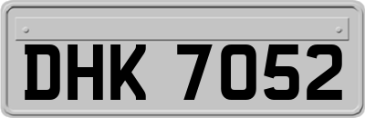 DHK7052