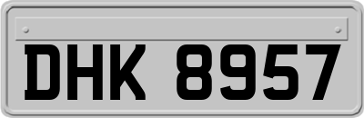 DHK8957