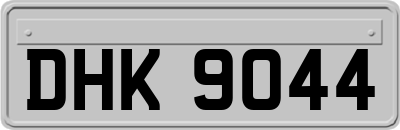 DHK9044
