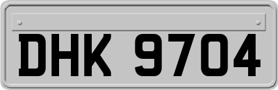 DHK9704