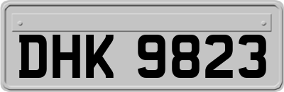 DHK9823