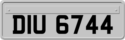 DIU6744