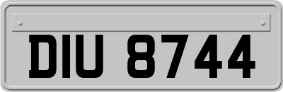 DIU8744