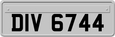 DIV6744