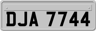 DJA7744