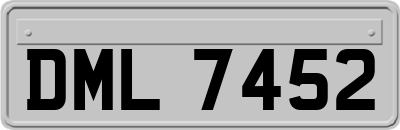 DML7452