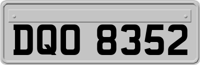 DQO8352