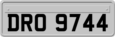 DRO9744