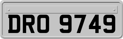 DRO9749