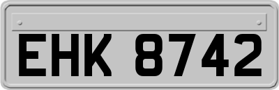 EHK8742