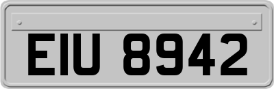 EIU8942