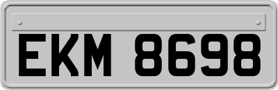 EKM8698