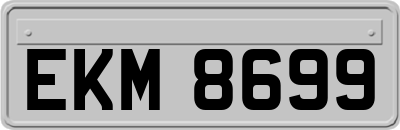 EKM8699