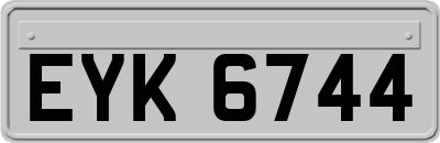 EYK6744