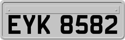 EYK8582