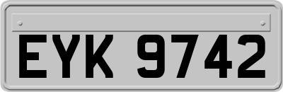 EYK9742
