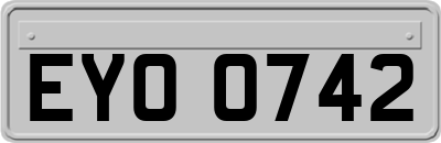 EYO0742