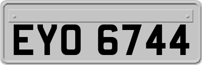 EYO6744