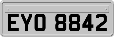 EYO8842
