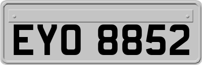 EYO8852