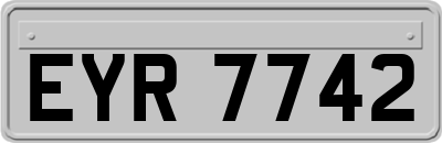 EYR7742
