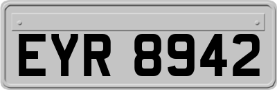EYR8942
