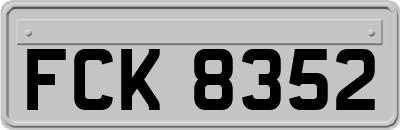 FCK8352