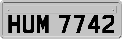 HUM7742