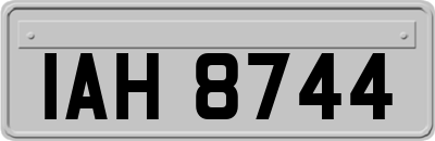 IAH8744