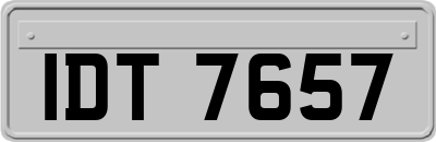 IDT7657