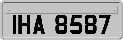 IHA8587