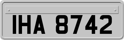 IHA8742