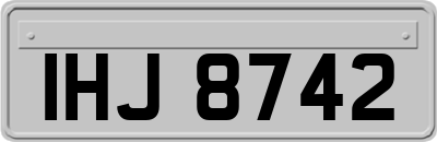 IHJ8742